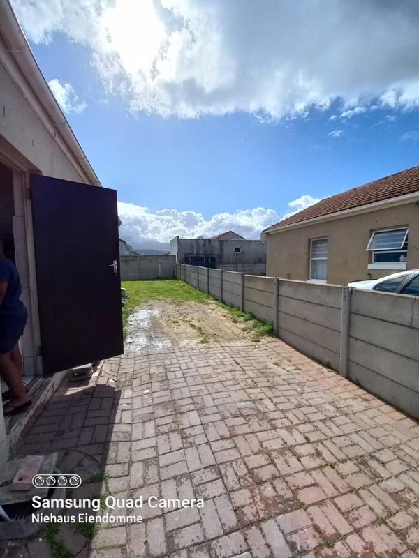 3 Bedroom Property for Sale in Broadlands Village Western Cape